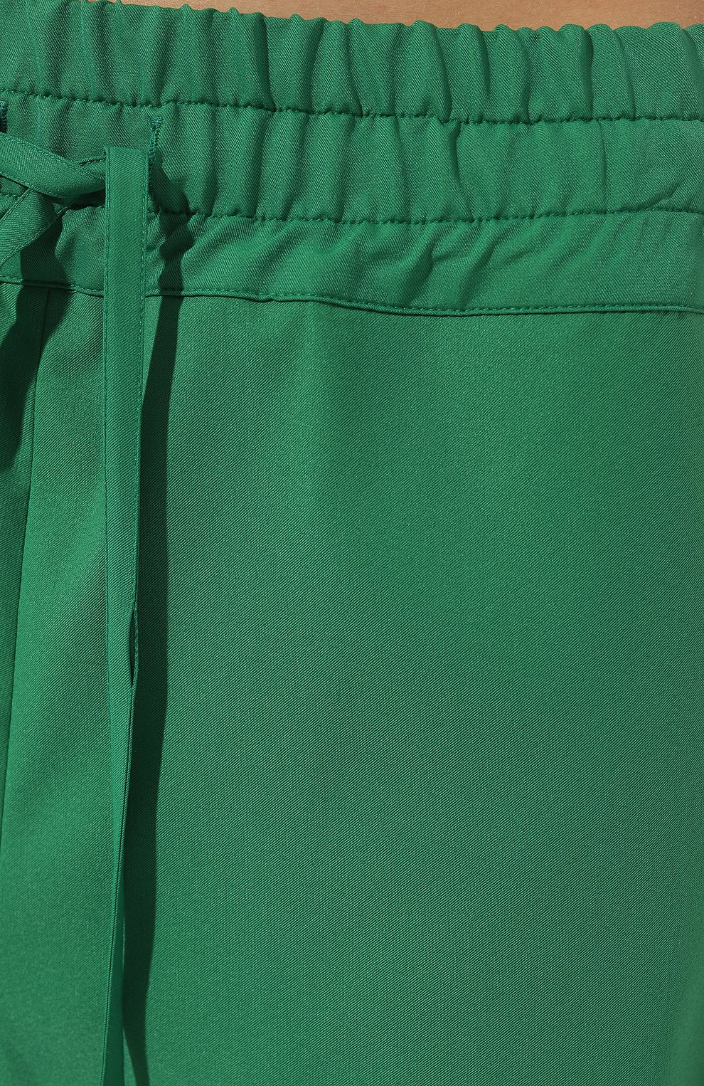 Женские шорты KITON зеленого цвета, арт. D55106K0928B | Фото 5 (Женское Кросс-КТ: Шорты-одежда; Материал внешний: Шерсть, Синтетический материал; Длина Ж (юбки, платья, шорты): Мини; Материал сплава: Проставлено; Драгоценные камни: Проставлено; Стили: Кэжуэл)