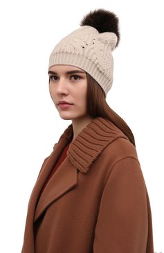 Женская кашемировая шапка LORO PIANA бежевого цвета, арт. FAM0243 | Фото 2 (Материал: Текстиль, Кашемир, Шерсть)
