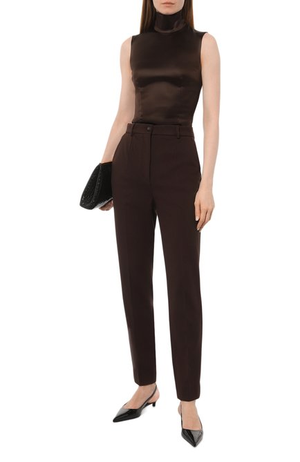 Женские брюки DOLCE & GABBANA темно-коричневого цвета, арт. FTAM2T/FUGRE | Фото 2 (Материал сплава: Проставлено; Материал внешний: Вискоза; Длина (брюки, джинсы): Стандартные; Драгоценные камни: Проставлено)