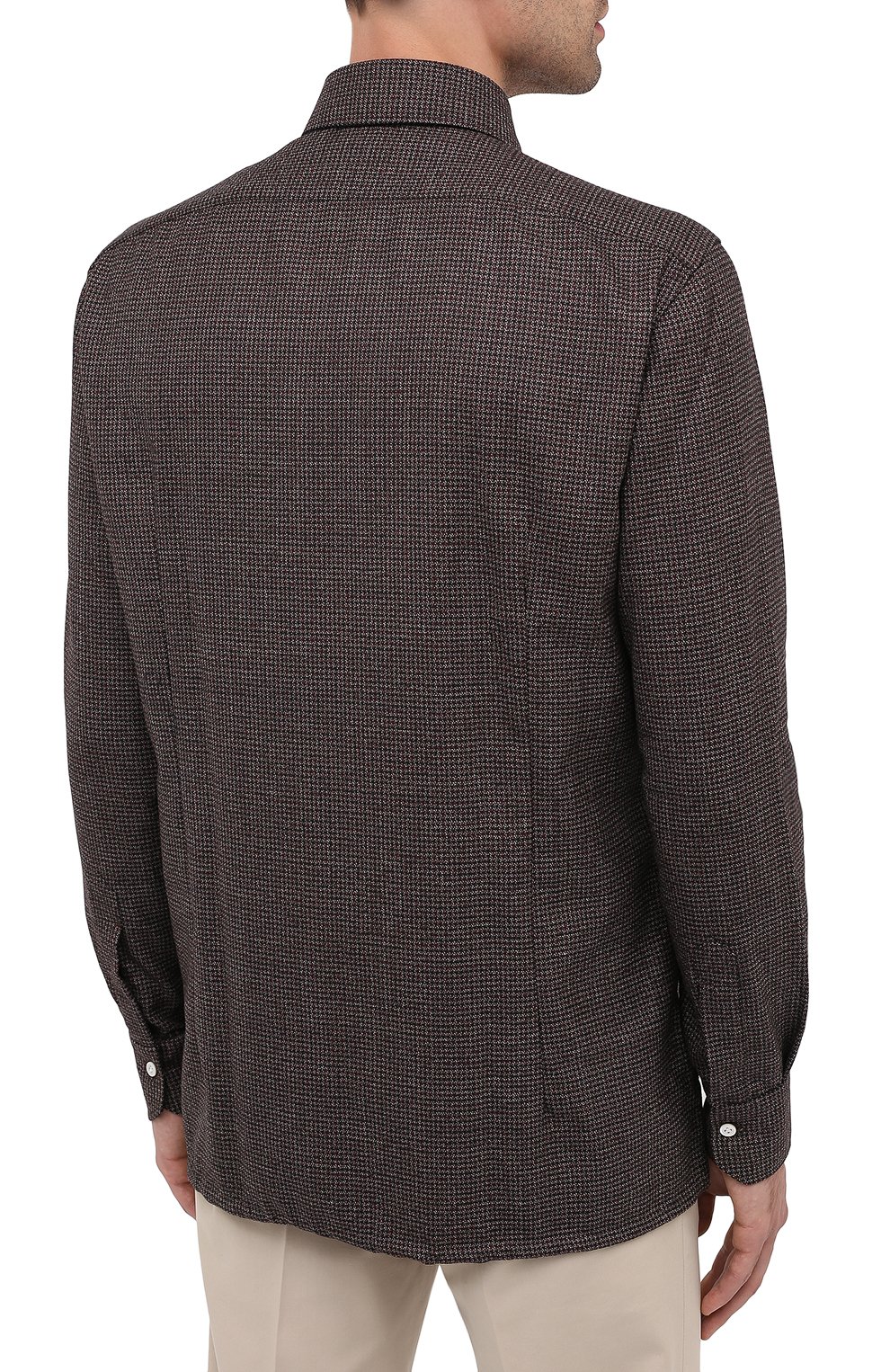 Мужская шерстяная рубашка KITON темно-коричневого цвета, арт. UMCNERK01T3803 | Фото 4 (Манжеты: На пуговицах; Принт: Клетка; Материал внешний: Шерсть; Рукава: Длинные; Воротник: Акула; Случай: Повседневный; Длина (для топов): Стандартные; Региональные ограничения белый список (Axapta Mercury): RU; Мужское Кросс-КТ: Рубашка-одежда; Стили: Кэжуэл)