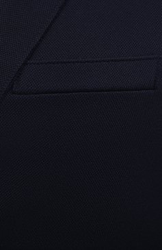 Мужской хлопковый пиджак HARRIS WHARF LONDON темно-синего цвета, арт. C8G22PBR | Фото 5 (Рукава: Длинные; Случай: Повседневный; Длина (для топов): Стандартные; Материал сплава: Проставлено; Материал внешний: Хлопок; 1-2-бортные: Однобортные; Драгоценные камни: Проставлено; Пиджаки М: Приталенный; Стили: Кэжуэл)