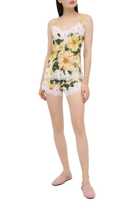 Женские шелковые шорты DOLCE & GABBANA желтого цвета, арт. 03A02T/FSA0E | Фото 2 (Материал внешний: Шелк; Длина Ж (юбки, платья, шорты): Мини; Женское Кросс-КТ: Шорты; Региональные ограничения белый список (Axapta Mercury): RU)
