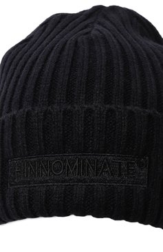 Мужская шапка HINNOMINATE темно-серого цвета, арт. HNAM136 | Фото 3 (Материал: Текстиль, Синтетический материал; Кросс-КТ: Трикотаж; Материал сплава: Проставлено; Нос: Не проставлено)