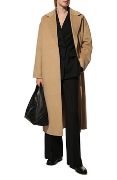 Женское шерстяное пальто RE VERA бежевого цвета, арт. 23W-23-704 | Фото 2 (Материал внешний: Шерсть; Рукава: Длинные; Длина (верхняя одежда): Длинные; 1-2-бортные: Двубортные; Стили: Кэжуэл)