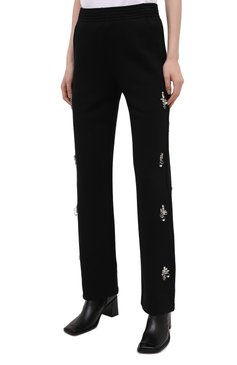 Женские хлопковые брюки GIVENCHY черного цвета, арт. BW50PXG0QV | Фото 3 (Стили: Гламурный; Длина (брюки, джинсы): Стандартные; Женское Кросс-КТ: Брюки-одежда, Джоггеры - брюки; Силуэт Ж (брюки и джинсы): Прямые; Региональные ограничения белый список (Axapta Mercury): RU; Материал сплава: Проставлено; Материал внешний: Хлопок; Драгоценные камни: Проставлено)