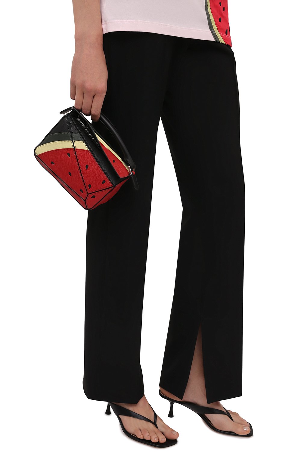 Женская сумка puzzle mini LOEWE красного цвета, арт. A510U95X38 | Фото 2 (Сумки-технические: Сумки через плечо, Сумки top-handle; Материал: Натуральная кожа; Размер: mini; Ремень/цепочка: На ремешке)