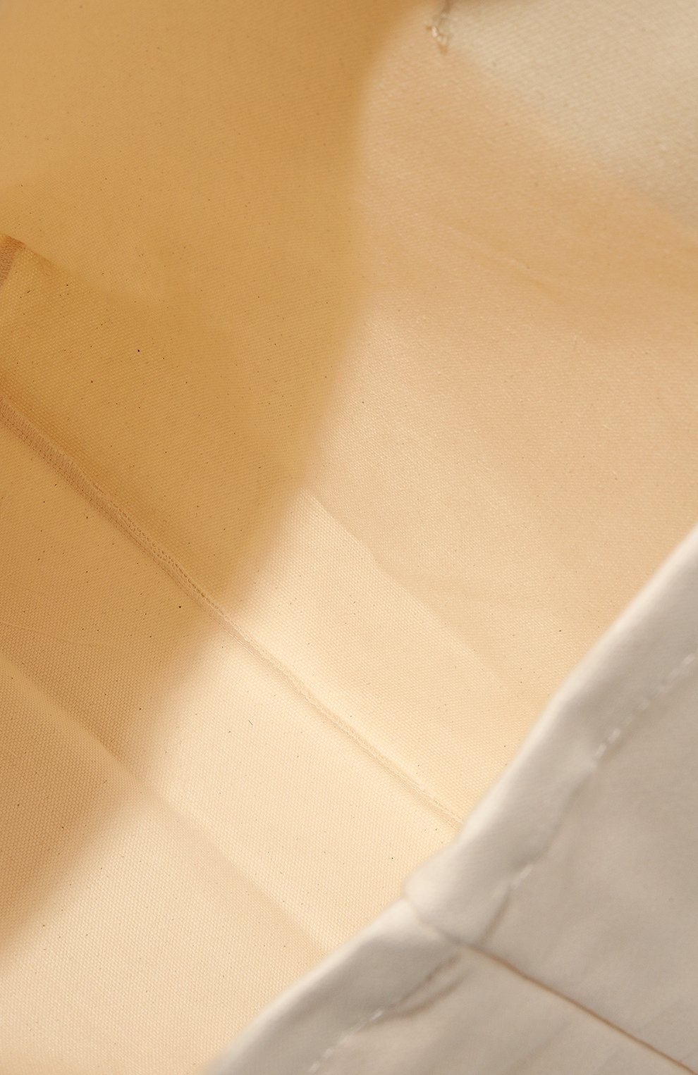 Женский сумка-тоут JW ANDERSON кремвого цвета, арт. HB0498-FA0238 | Фото 5 (Сумки-технические: Сумки-шопперы; Материал сплава: Проставлено; Материал: Текстиль; Драгоценные камни: Проставлено; Размер: large)