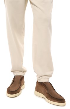 Мужские замшевые ботинки detroit SANTONI коричневого цвета, арт. MGDG17823TICBSH6 | Фото 3 (Материал внешний: Замша; Мужское Кросс-КТ: Ботинки-обувь; Материал внутренний: Натуральная кожа; Материал сплава: Проставлено; Материал утеплителя: Без утеплителя; Подошва: Плоская; Драгоценные камни: Проставлено)