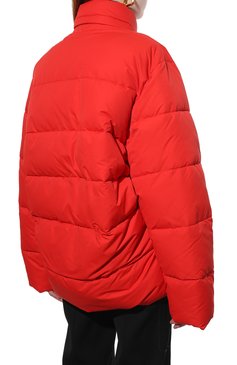 Женская утепленная куртка BALENCIAGA красного цвета, арт. 675212/TG011 | Фото 4 (Кросс-КТ: Куртка, Утепленный, Пуховик; Рукава: Длинные; Длина (верхняя одежда): До середины бедра; Региональные ограничения белый список (Axapta Mercury): Не проставлено, RU; Материал внешний: Синтетический материал; Материал сплава: Проставлено; Нос: Не проставлено; Стили: Спорт-шик; Материал подклада: Синтетический материал; Драгоценные камни: Проставлено)
