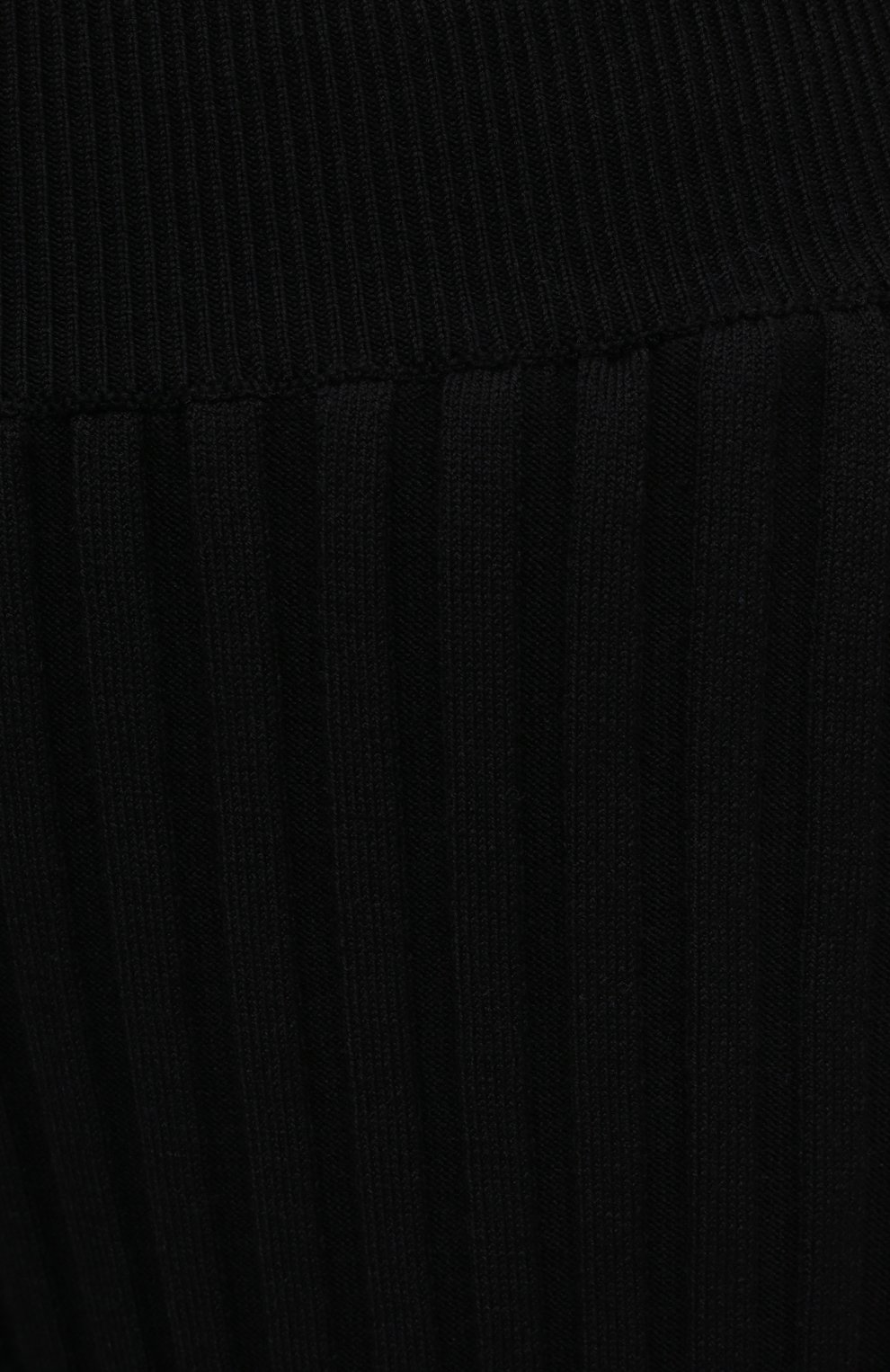 Женские брюки из шерсти и вискозы STELLA MCCARTNEY черного цвета, арт. 602890/S2240 | Фото 5 (Материал внешний: Шерсть, Вискоза; Женское Кросс-КТ: Брюки-одежда; Региональные ограничения белый список (Axapta Mercury): RU; Силуэт Ж (брюки и джинсы): Узкие; Длина (брюки, джинсы): Укороченные; Стили: Кэжуэл)