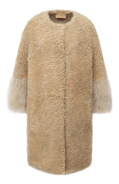 Женская шуба из овчины PRADA бежевого цвета, арт. 56878-1UV5-F0040 | Фото 1 (Женское Кросс-КТ: Мех; Рукава: Длинные; Материал внешний: Натуральный мех, Натуральная кожа; Длина (верхняя одежда): До колена)
