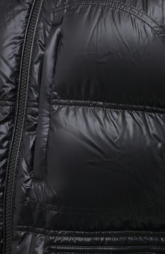 Мужская пуховая куртка 2 moncler 1952 MONCLER GENIUS черного цвета, арт. F2-092-1B521-00-68950 | Фото 6 (Кросс-КТ: Куртка, Пуховик; Мужское Кросс-КТ: пуховик-короткий, Пуховик-верхняя одежда, Верхняя одежда; Рукава: Длинные; Длина (верхняя одежда): До середины бедра; Материал внешний: Синтетический материал; Материал подклада: Синтетический материал; Материал утеплителя: Пух и перо; Стили: Кэжуэл)