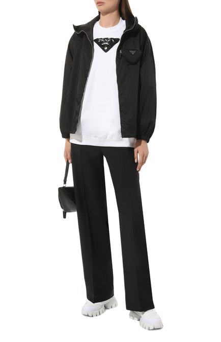 Мужского куртка PRADA черного цвета, арт. 291964-1WQ8-F0002-212 | Фото 2 (Длина (верхняя одежда): Короткие; Материал внешний: Синтетический материал; Рукава: Длинные)