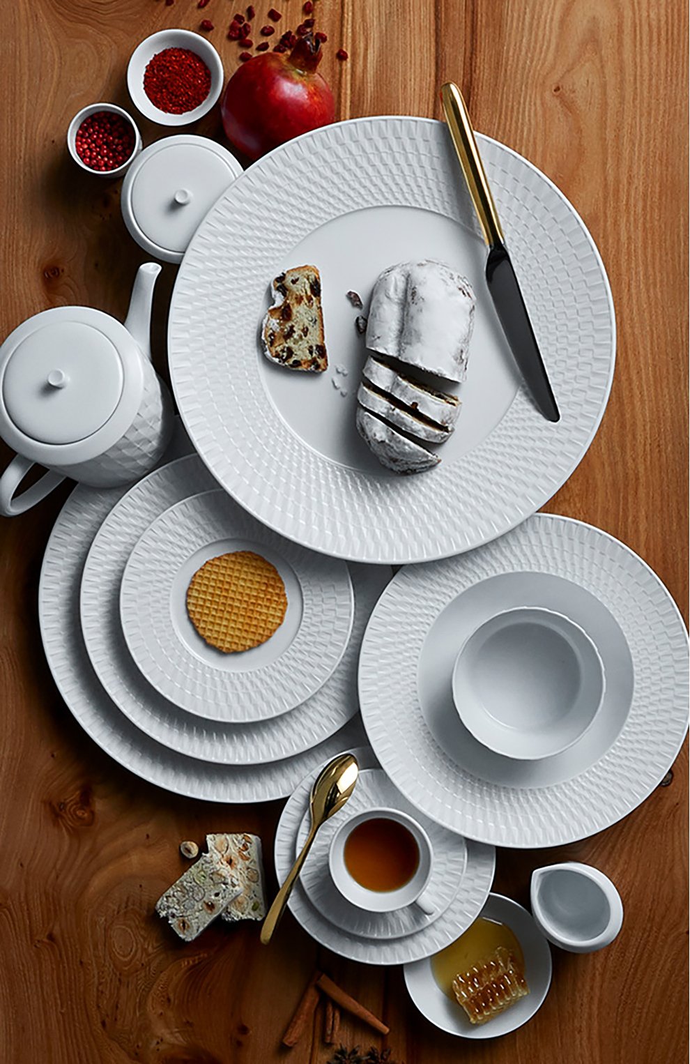 Обеде нная тарелка twist blanc BERNARDAUD белого цвета, арт. 1836/21259 | Фото 3 (Ограничения доставки: fragile-2)