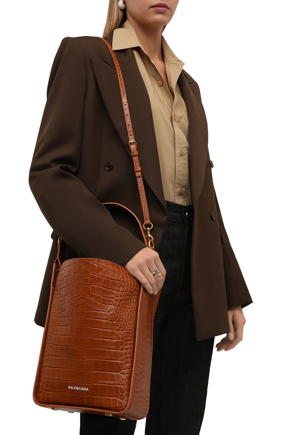 Женская сумка tool s BALENCIAGA коричневого цвета, арт. 659920/23E01 | Фото 2 (Сумки-технические: Сумки top-handle; Размер: medium; Материал: Натуральная кожа; Ремень/цепочка: На ремешке)