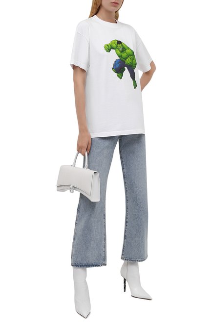 Женская хлопковая футболка BALENCIAGA белого цвета, арт. 612965/TLV59 | Фото 2 (Длина (для топов): Стандартные; Материал внешний: Хлопок; Рукава: Короткие; Женское Кросс-КТ: Футболка-одежда; Принт: С принтом; Стили: Спорт-шик)