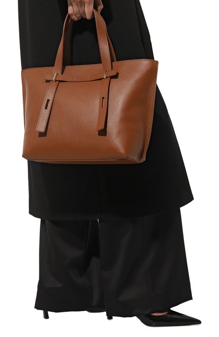 Женский сумка-тоут giove medium FURLA коричневого цвета, арт. WB01108/HSF000 | Фото 2 (Драгоценные камни: Проставлено; Материал: Натуральная кожа; Материал сплава: Проставлено; Размер: medium; Сумки-технические: Сумки-шопперы)