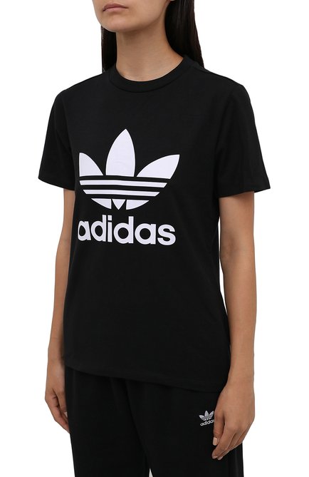 https://www.tsum.ru/product/he00744706-futbolka-adidas-originals-chernyi/