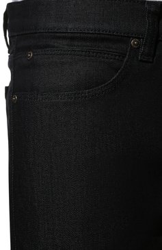 Мужские джинсы HUGO черного цвета, арт. 50437758 | Фото 5 (Силуэт М (брюки): Прямые; Кросс-КТ: Деним; Длина (брюки, джинсы): Стандартные; Материал внешний: Хлопок, Деним; Стили: Кэжуэл)