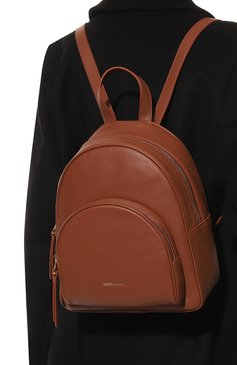 Женский рюкзак gleen COCCINELLE коричневого цвета, арт. E1 N15 14 02 01 | Фото 2 (Размер: medium; Материал: Натуральная кожа; Материал сплава: Проставлено; Драгоценные камни: Проставлено; Стили: Кэжуэл)