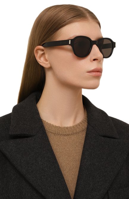 Женские солнцезащитные очки SAINT LAURENT черного цвета, арт. SL 546 001 | Фото 2 (Кросс-КТ: С/з-унисекс; Тип очков: С/з; Оптика Гендер: оптика-унисекс; Очки форма: Круглые)