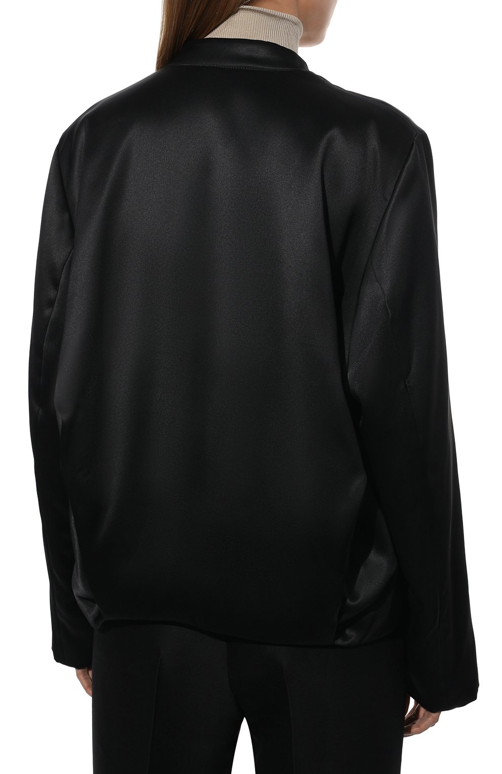 Женская куртка из вискозы TOTEME черного цвета, арт. 213-103-714 | Фото 4 (Кросс-КТ: Куртка; Рукава: Длинные; Стили: Гламурный; Материал сплава: Проставлено; Материал внешний: Вискоза; Драгоценные камни: Проставлено; Длина (верхняя одежда): Коро�ткие; Материал подклада: Вискоза)