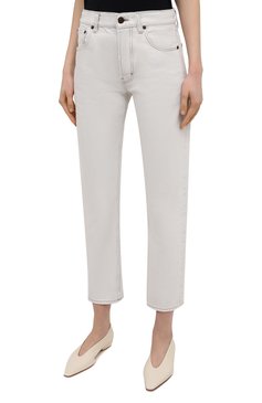 Женские джинсы SAINT LAURENT светло-бежевого цвета, арт. 648437/Y01KB | Фото 3 (Кросс-КТ: Деним; Принт: Без принта; Длина (брюки, джинсы): Стандартные; Силуэт Ж (брюки и джинсы): Прямые; Региональные ограничения белый список (Axapta Mercury): RU; Материал внешний: Хлопок, Деним; Стили: Кэжуэл)