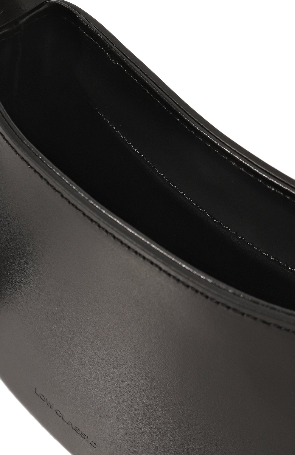 Женская сумка curve mini LOW CLASSIC черного цвета, арт. L0W23SC_BA010_BK | Фото 5 (Сумки-технические: Сумки top-handle; Материал: Натуральная кожа; Материал сплава: Проставлено; Размер: mini; Драгоценные камни: Проставлено)
