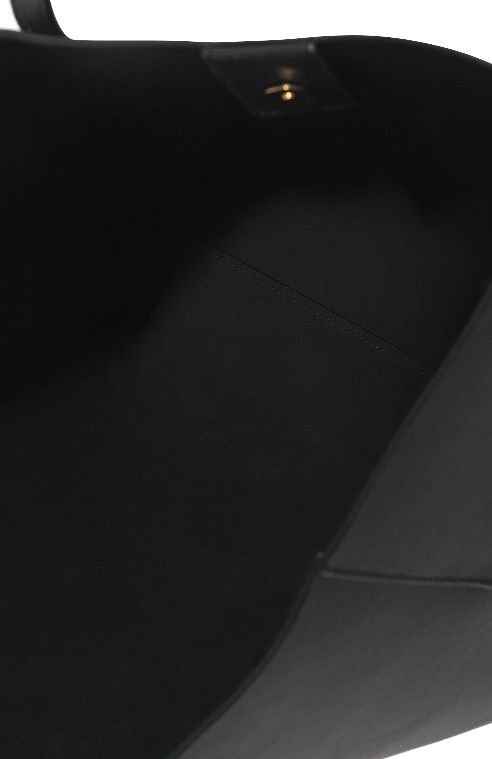 Женский сумка-тоут shopping medium SAINT LAURENT черного цвета, арт. 600306/CSV0J | Фото 5 (Сумки-технические: Сумки-шопперы; Размер: medium; Материал: Натуральная кожа; Материал сплава: Проставлено; Драгоценные камни: Проставлено)