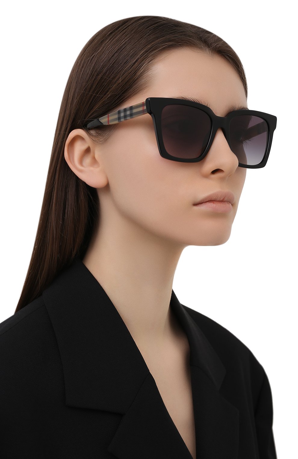 Женские солнцезащитные очки BURBERRY черного цвета, арт. 4335-39298G | Фото 2 (Региональные ограничения белый список (Axapta Mercury): RU; Тип очков: С/з; Оптика Гендер: оптика-женское; Очки форма: Круглые, Прямоугольные)