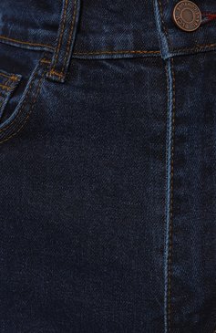 Женские джинсы BLCV темно-синего цвета, арт. 102DSHPZ070_IB | Фото 5 (Длина (брюки, джинсы): Удлиненные; Силуэт Ж (брюки и джинсы): Широкие; Кросс-КТ: Деним; Материал сплава: Проставлено; Материал внешний: Хлопок, Деним; Драгоценные камни: Проставлено; Стили: Кэжуэл)