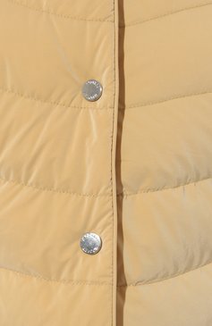 Женский пуховая куртка MOORER светло-бежевого цвета, арт. KEFERA-V-0S/M0DGI100846-TEPA221 | Фото 5 (Рукава: Длинные; Материал внешний: Синтетический материал; Кросс-КТ: Пуховик; Материал сплава: Проставлено; Материал подклада: Синтетический материал; Драгоценные камни: Проставлено; Длина (верхняя одежда): Короткие; Материал утеплителя: Пух и перо; Стили: Кэжуэл)