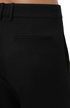 Женские брюки ERIKA CAVALLINI черного цвета, арт. E3WH07 | Фото 5 (Силуэт Ж (брюки и джинсы): Широкие; Материал внешний: Шерсть, Синтетический материал; Длина (брюки, джинсы): Стандартные; Женское Кросс-КТ: Брюки-одежда; Материал сплава: Проставлено; Стили: Классический; Драгоценные камни: Проставлено)