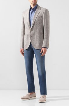 Мужские замшевые пенни-лоферы GIORGIO ARMANI светло-серого цвета, арт. X2A367/XC854 | Фото 2 (Мужское Кросс-КТ: Лоферы-обувь; Материал внутренний: Натуральная кожа; Материал внешний: Замша; Стили: Кэжуэл)