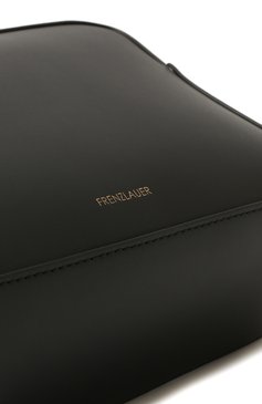Женская сумка flyer FRENZLAUER черного цвета, арт. FLYER | Фото 3 (Сумки-технические: Сумки через плечо; Материал: Натуральная кожа; Ремень/цепочка: На ремешке; Размер: small)