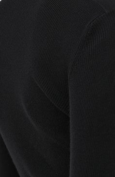 Женская водолазка из кашемира и шелка TOM FORD черного цвета, арт. MAK840-YAX176 | Фото 5 (Женское Кросс-�КТ: Водолазка-одежда; Материал внешний: Шерсть, Шелк, Кашемир; Рукава: Длинные; Длина (для топов): Стандартные; Региональные ограничения белый список (Axapta Mercury): RU; Материал сплава: Проставлено; Ювелирные украшения: Назначено; Драгоценные камни: Проставлено; Стили: Кэжуэл; Статус проверки: Проверена категория)