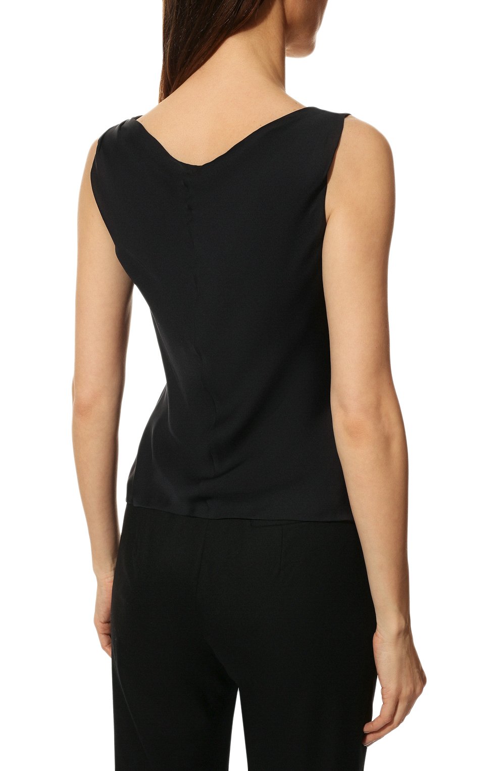 Женский шелковый топ GIORGIO ARMANI черного цвета, арт. 8CHCKZ30/TZ136 | Фото 4 (Кросс-КТ: без рукавов; Материал внешний: Шелк; Длина (для топов): Стандартные; Региональные ограничения белый список (Axapta Mercury): RU; Рукава: Без рукавов; Материал подклада: Шелк; Стили: Кэжуэл)