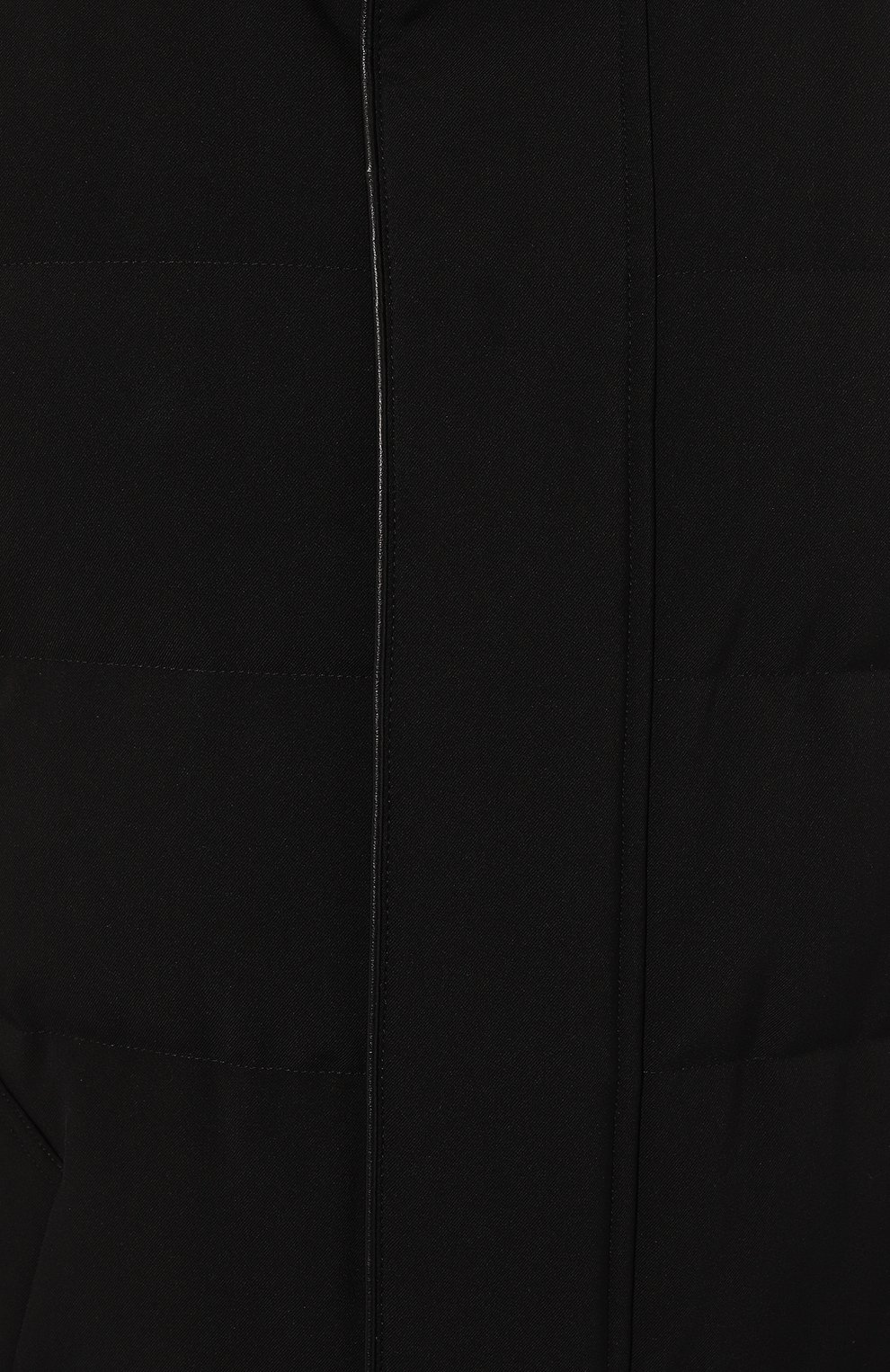 Мужская пуховик MONTECORE черного цвета, арт. F05MUCX525 | Фото 5 (Мужское Кросс-КТ: пуховик-короткий; Рукава: Длинные; Длина (верхняя одежда): До середины бедра; Материал внешний: Синтетический материал; Кросс-КТ: Пуховик; Материал сплава: Проставлено; Материал подклада: Синтетический материал; Драгоценные камни: Проставлено; Материал уте плителя: Пух и перо; Стили: Кэжуэл)