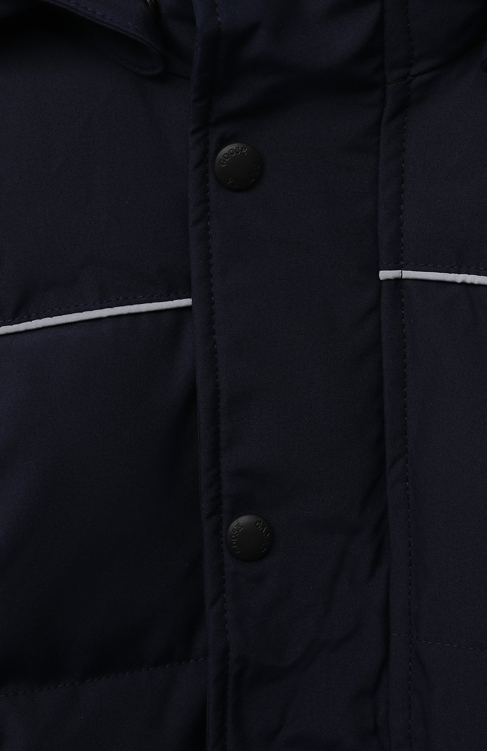 Детская пуховая куртка snowy owl CANADA GOOSE темно-синего цвета, арт. 4599K | Фото 3 (Рукава: Длинные; Материал внешний: Синтетический материал; Материал сплава: Проставлено; Материал подклада: Синтетический материал; Драгоценные камни: Проставлено; Материал утеплителя: Пух и перо; Ростовка одежда: 4 года | 104 см, 6 лет | 116 см)