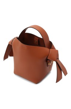 Женская сумка musubi mini ACNE STUDIOS коричневого цвета, арт. A10093 | Фото 4 (Сумки-технические: Сумки через плечо, Сумки top-handle; Материал: Натуральная кожа; Размер: mini; Ремень/цепочка: На ремешке)