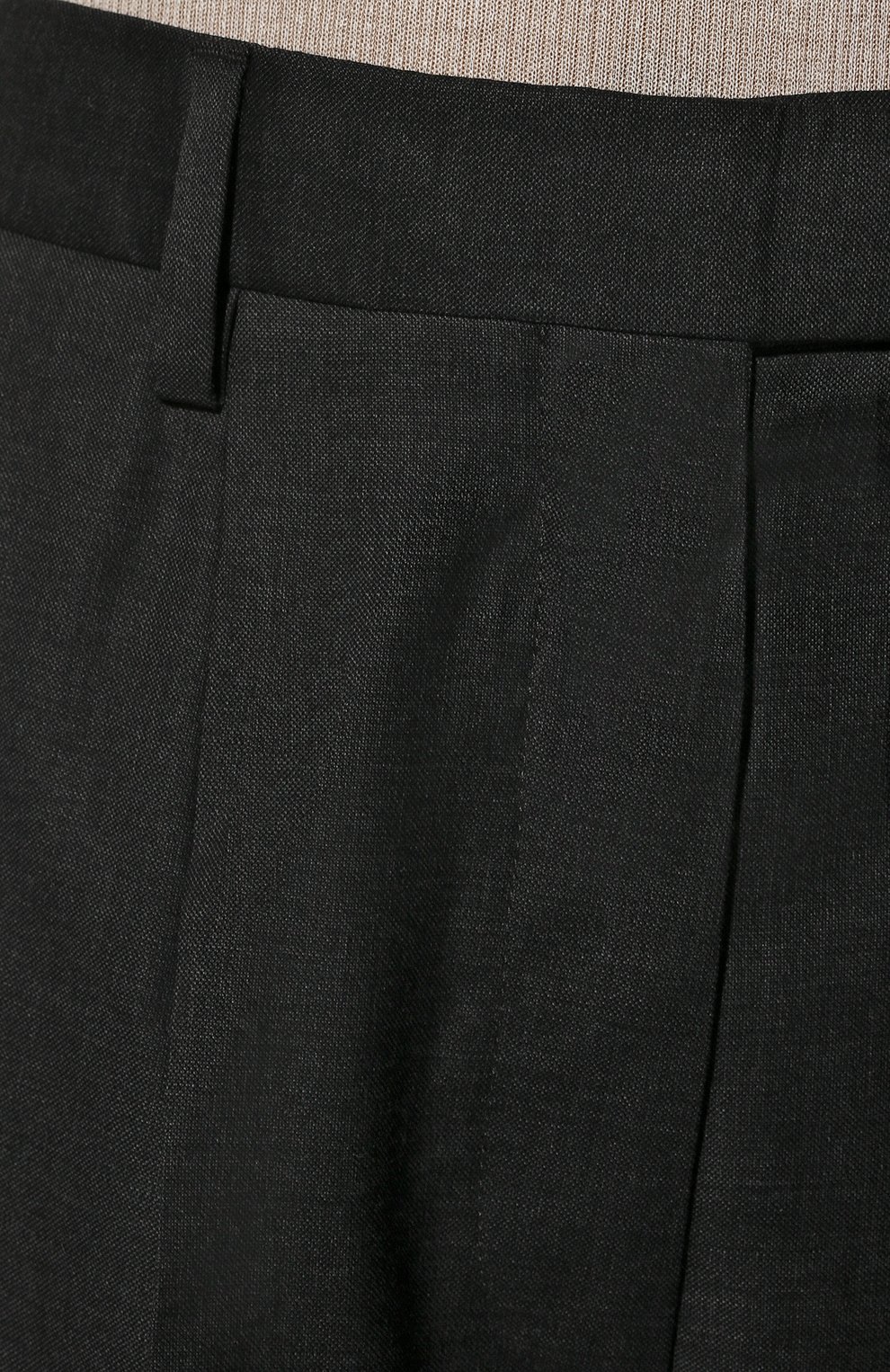 Женские шерстяные брюки PRADA серого цвета, арт. P243GZ-11BA-F0308 | Фото 5 (Материал внешний: Шерсть; Длина (брюки, джинсы): Стандартные; Женское Кросс-КТ: Брюки-одежда; Силуэт Ж (брюки и джинсы): Прямые; Материал сплава: Пр оставлено; Драгоценные камни: Проставлено; Стили: Кэжуэл)