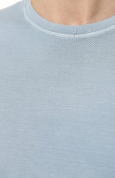 Мужская хлопковая футболка ANDREA CAMPAGNA голубого цвета, арт. TSMC/JERVIN | Фото 5 (Принт: Без принта; Рукава: Короткие; Длина (для топов): Стандартные; Материал сплава: Проставлено; Материал внешний: Хлопок; Драгоценные камни: Проставлено; Стили: Кэжуэл)