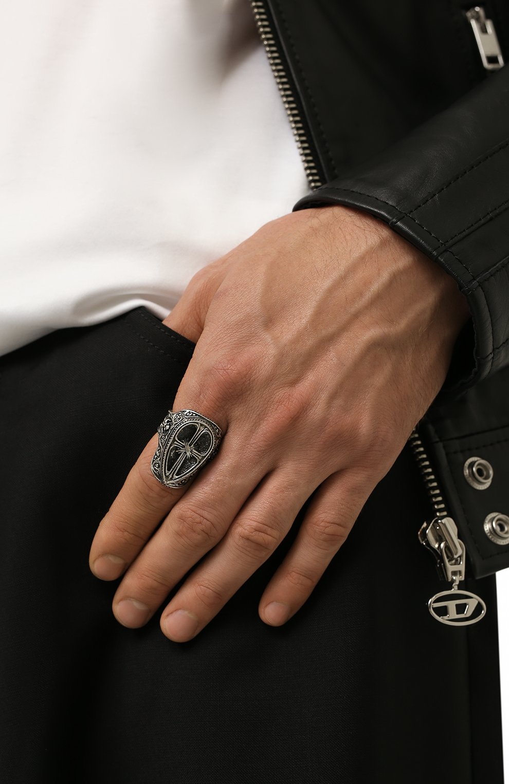 Мужское серебряное кольцо virtus GL JEWELRY серебряного цвета, арт. M700007-S97-01 | Фото 2 (Материал: Серебро)