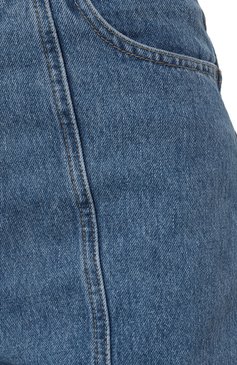 Женские джинсы YUZEFI голубого цвета, арт. YUZPF23-RW-TR02-15 | Фото 5 (Кросс-КТ: Деним; Длина (брюки, джинсы): Стандартные; Материал сплава: Проставлено; Материал внешний: Хлопок, Деним; Детали: Потертости; Драгоценные камни: Проставлено; Силуэт Ж (брюки и джинсы): Бойфренды; Стили: Кэжуэл)