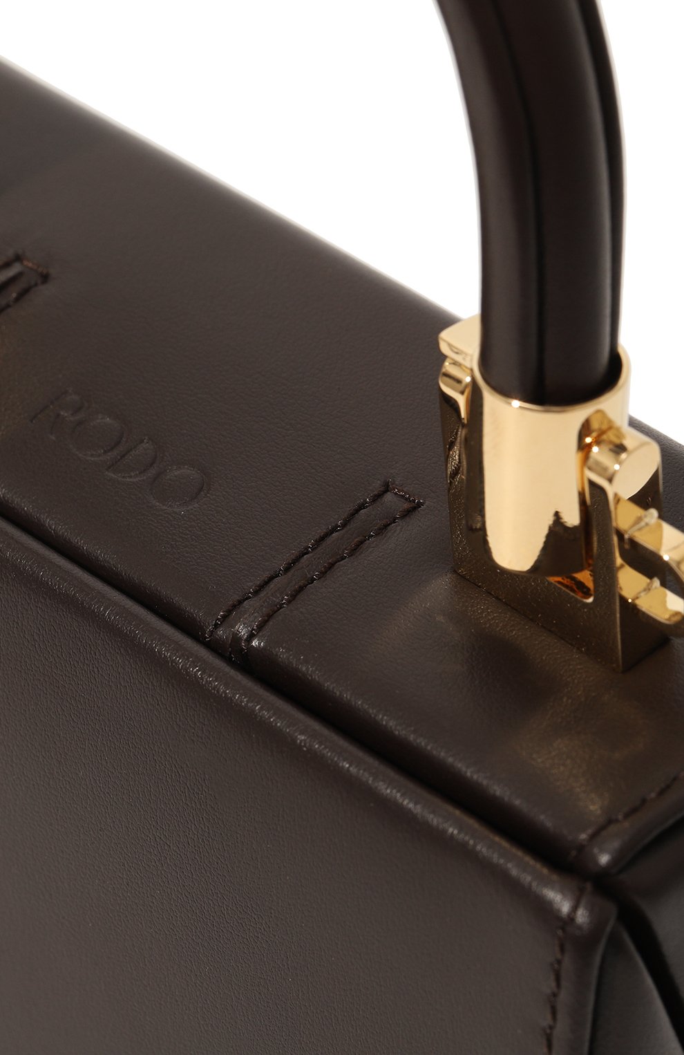 Женская сумка antida RODO темно-коричневого цвета, арт. B8662/093 | Фото 4 (Сумки-технические: Сумки top-handle; Материал: Натуральная кожа; Размер: mini; Ремень/цепочка: На ремешке)