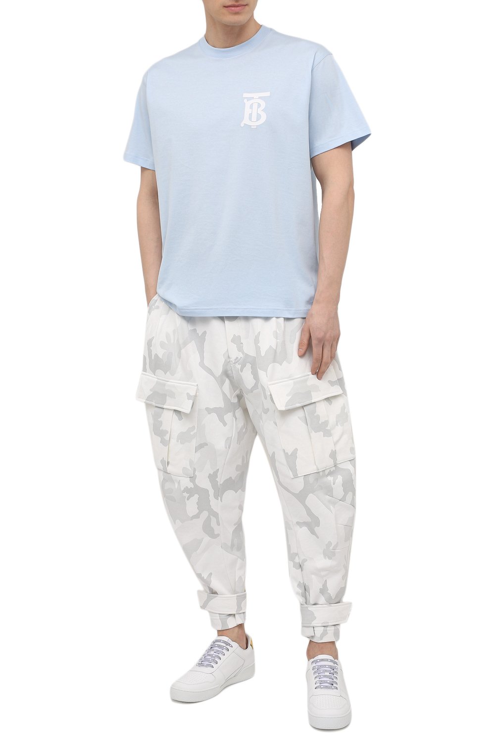 Мужская хлопковая футболка BURBERRY голубого цвета, арт. 8040062 | Фото 2 (Принт: Без принта; Рукава: Короткие; Длина (для топов): Стандартные; Материал внешний: Хлопок; Стили: Кэжуэл)