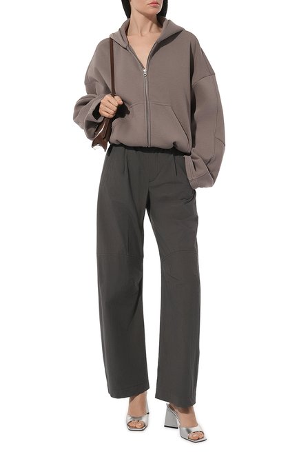 Женские хлопковые брюки BRUNELLO CUCINELLI темно-серого цвета, арт. ML949B1349 | Фото 2 (Материал сплава: Проставлено; Материал внешний: Хлопок; Длина (брюки, джинсы): Стандартные; Драгоценные камни: Проставлено)