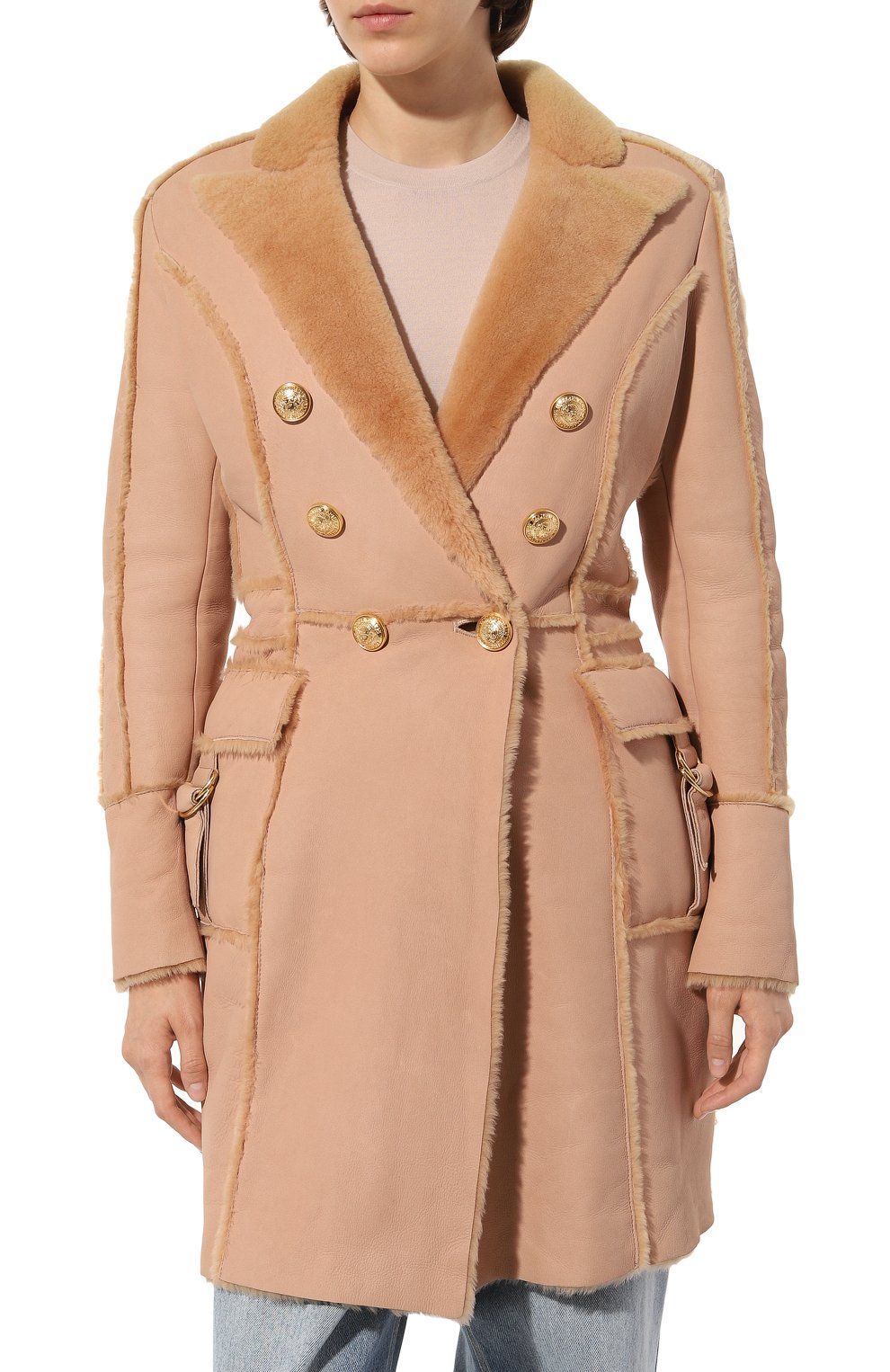 Женская двубортная дубленка BALMAIN светло-розового цвета, арт. RF18350/L050 | Фото 3 (Женское Кросс-КТ: Мех; Материал внешний: Овчина, Натуральный мех; Рукава: Длинные; Длина (верхняя одежда): До середины бедра; Материал сплава: Проставлено, Проверено; Статус проверки: Проверено, Проверена категория; Драгоценные камни: Проставлено)