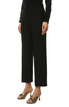 Женские брюки из шерсти и шелка VALENTINO черного цвета, арт. WB3RB4F01CF | Фото 3 (Силуэт Ж (брюки и джинсы): Широкие; Материал внешний: Шерсть, Шелк; Длина (брюки, джинсы): Стандартные; Женское Кросс-КТ: Брюки-одежда; Материал сплава: Проставлено; Драгоценные камни: Проставлено; Стили: Кэжуэл)
