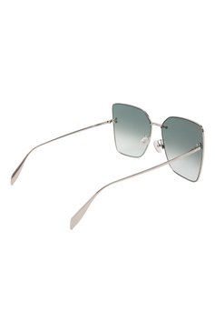 Женские солнцезащитные очки ALEXANDER MCQUEEN серебряного цвета, арт. AM0342S 004 | Фото 4 (Тип очков: С/з; Очки форма: Квадратные; Опти ка Гендер: оптика-женское)